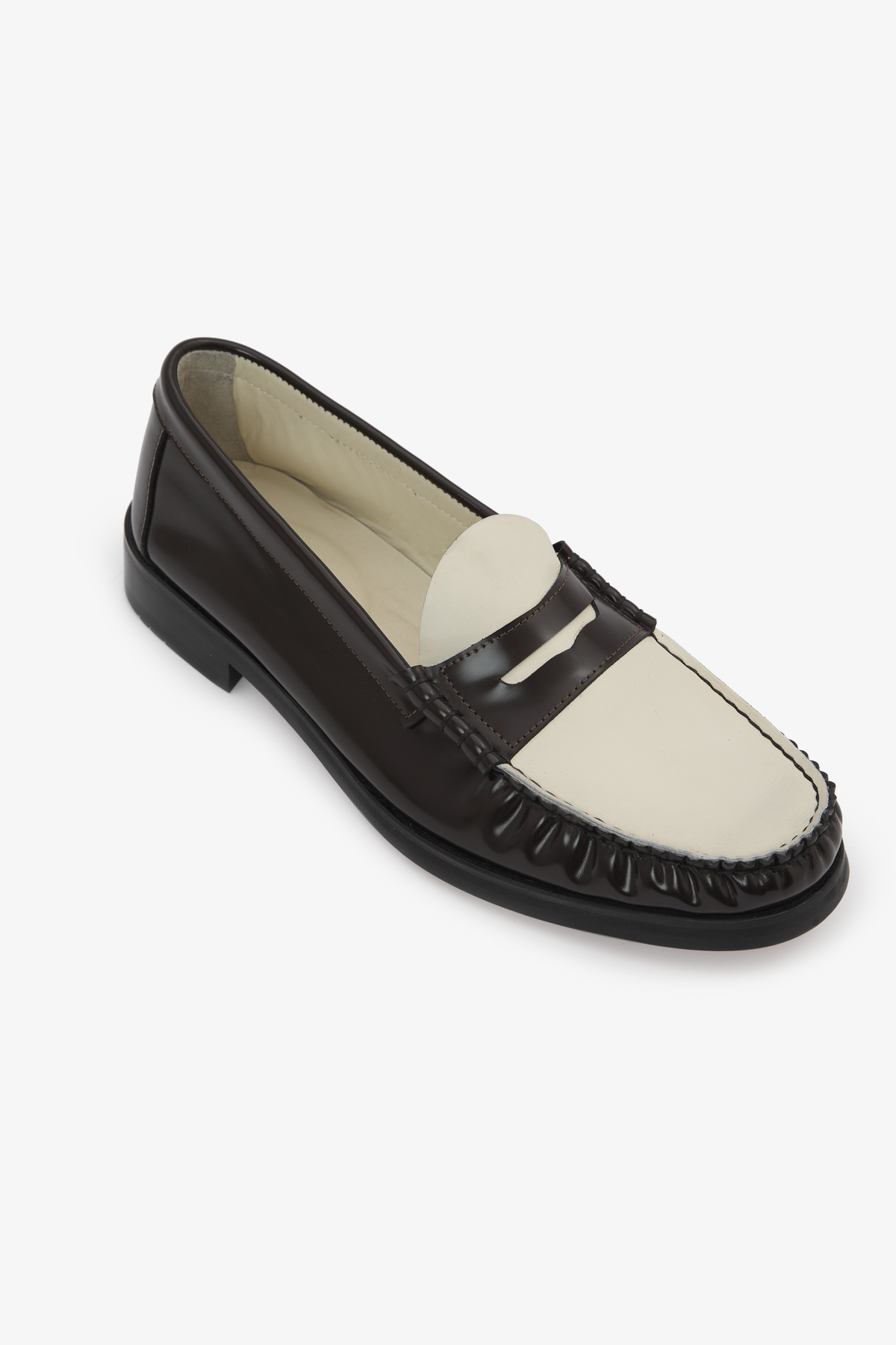 NO:5 Penny Loafer.